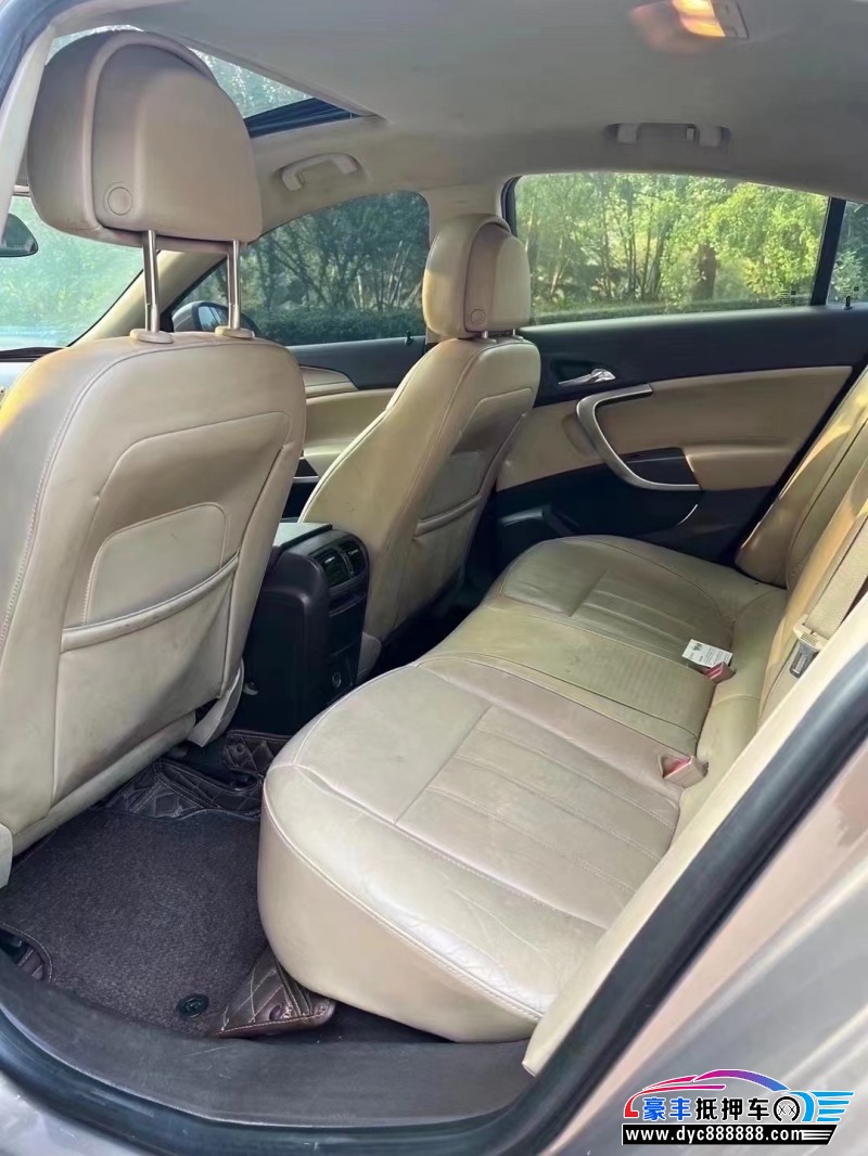 10年别克君威轿车抵押车出售