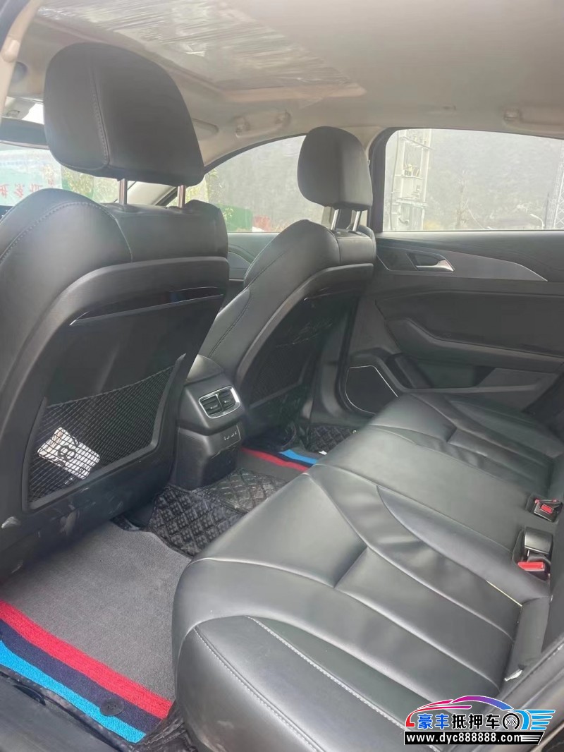 22年红旗H5轿车抵押车出售