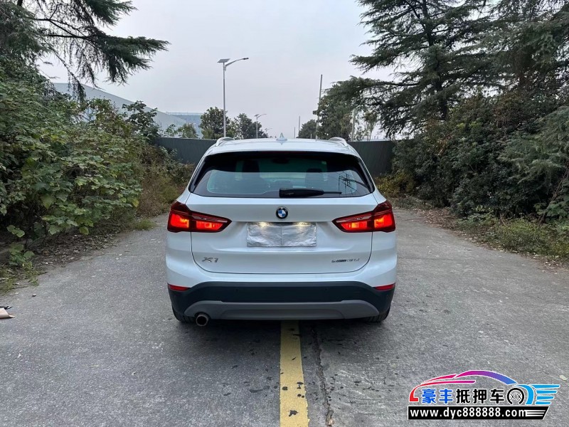 19年宝马X1SUV抵押车出售