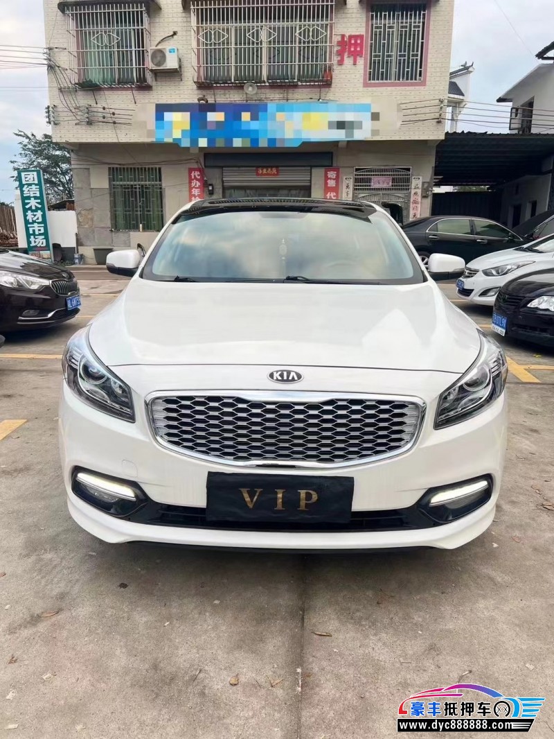 17年起亚K4轿车抵押车出售