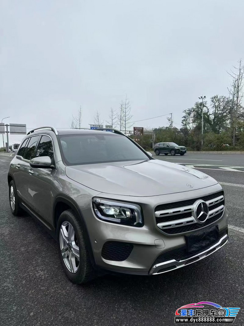 20年奔驰GLB轿车抵押车出售