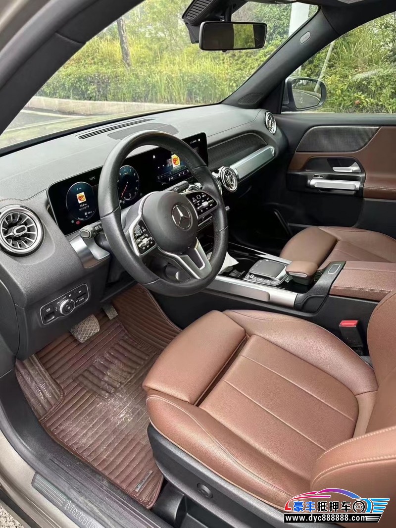 20年奔驰GLB轿车抵押车出售