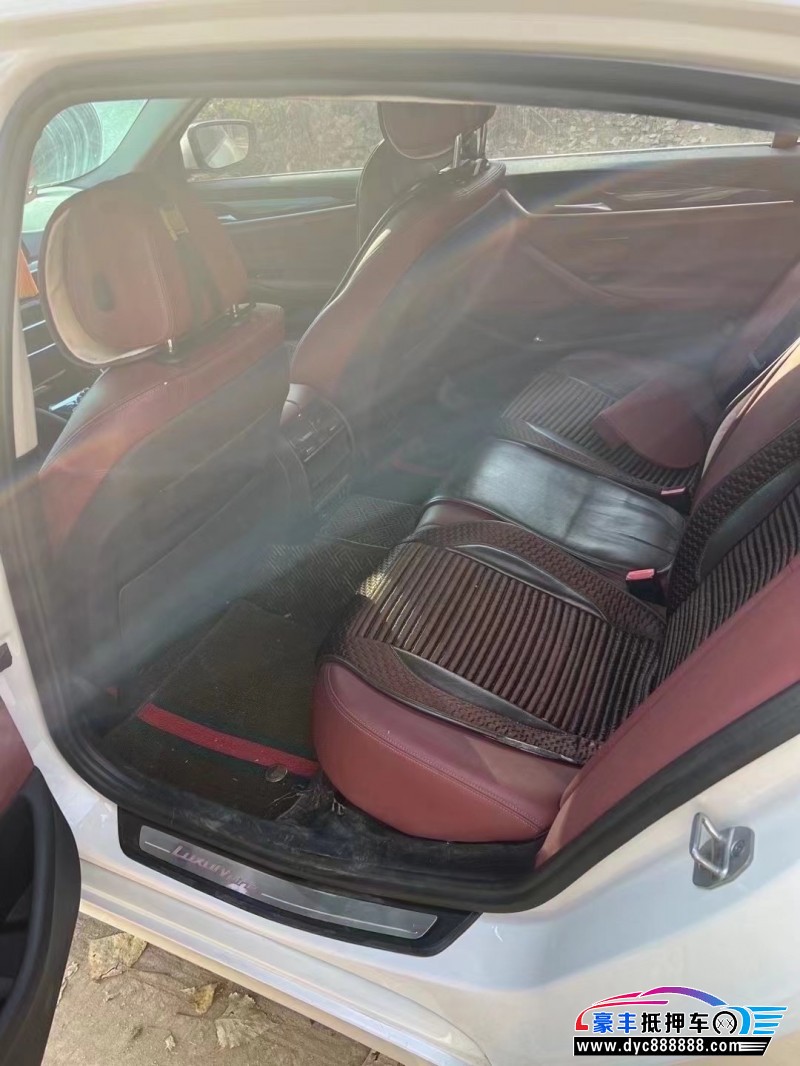 21年宝马5系轿车抵押车出售