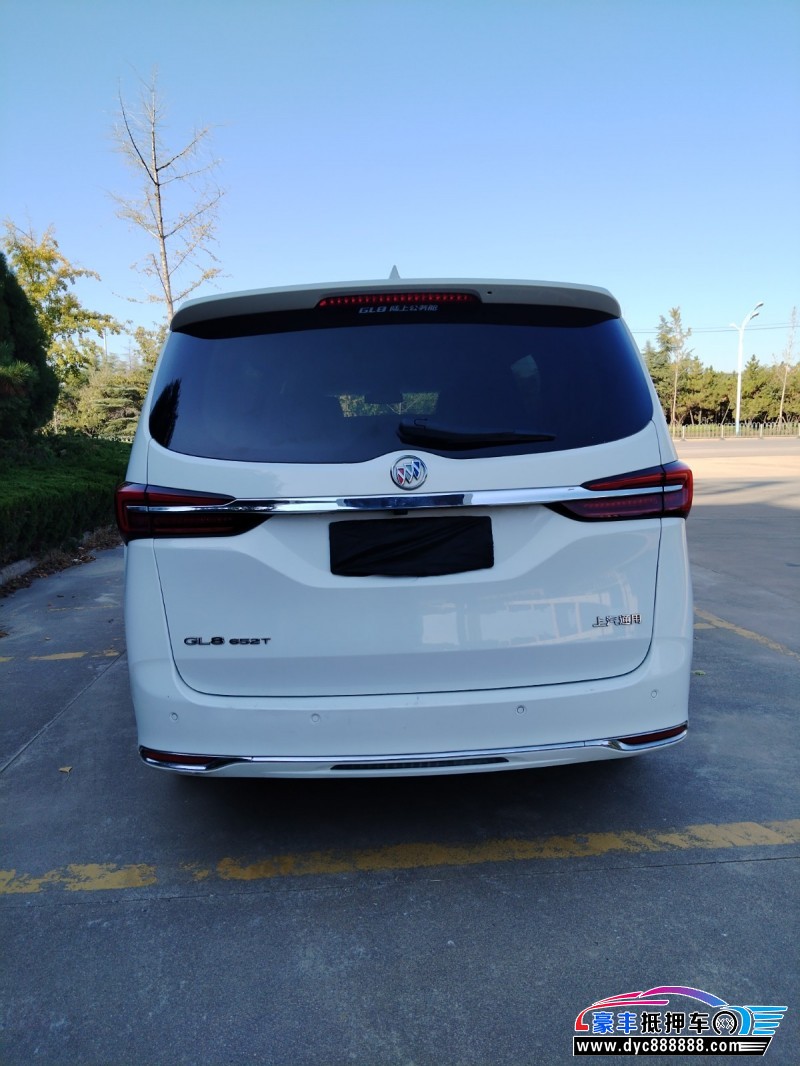 22年别克GL8轿车抵押车出售