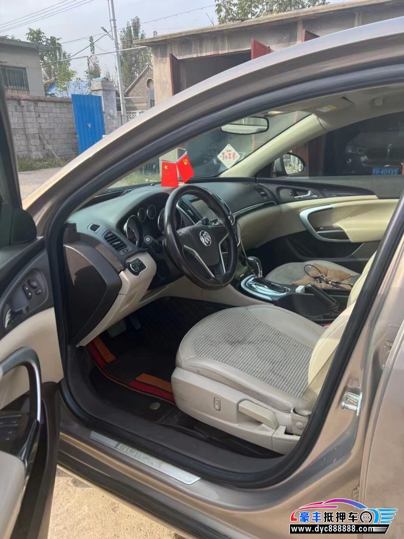 15年别克君威轿车抵押车出售