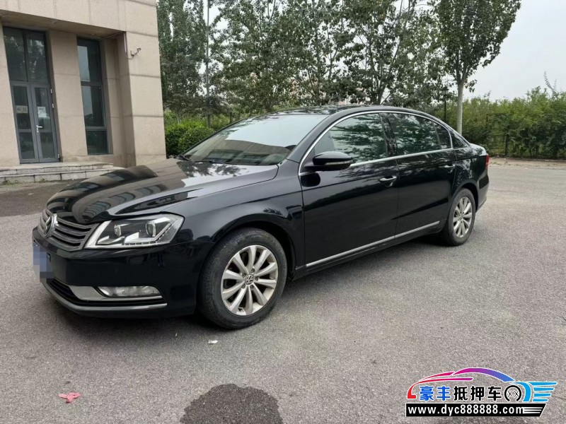 14年日产天籁轿车抵押车出售