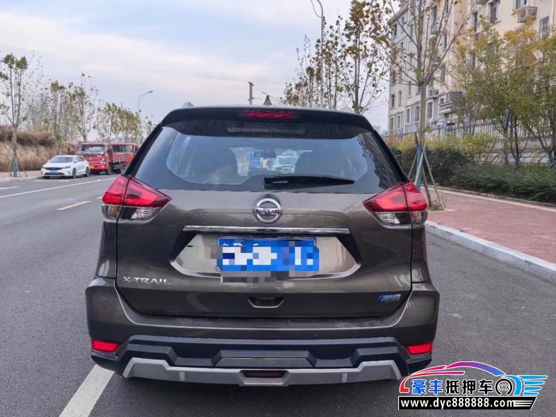 17年日产奇骏SUV抵押车出售