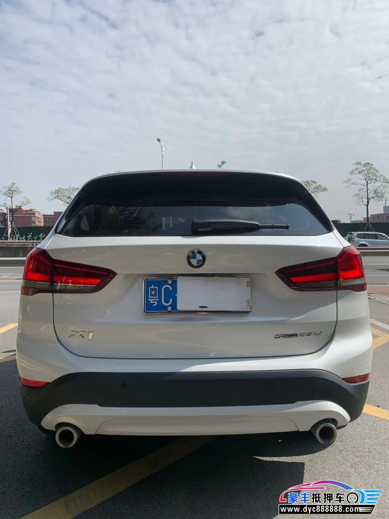 20年宝马X1轿车抵押车出售
