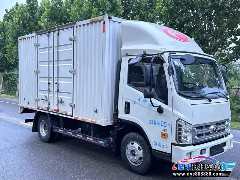 21年福田康瑞H2轿车抵押车出售