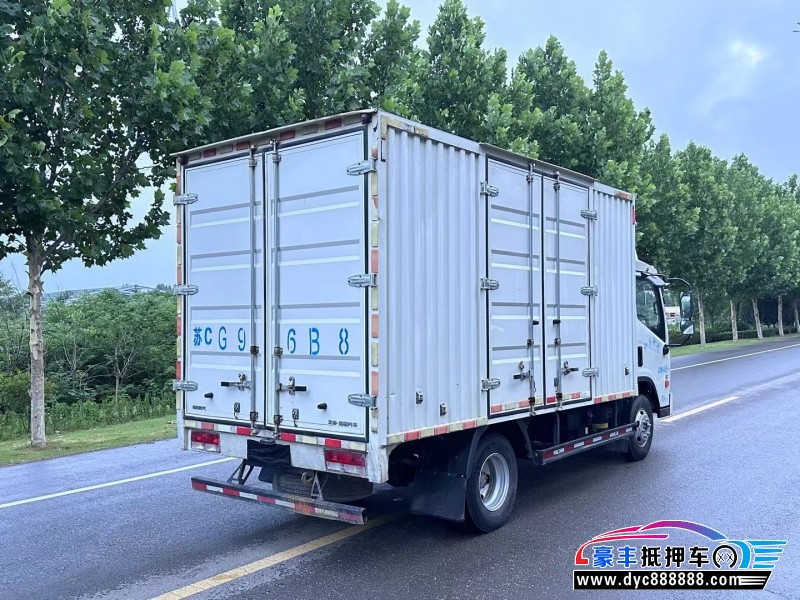 21年福田康瑞H2轿车抵押车出售