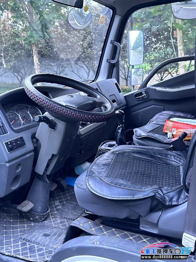 21年福田康瑞H2轿车抵押车出售