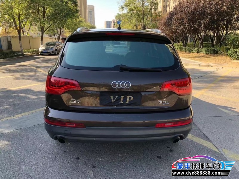 12年奥迪Q7SUV抵押车出售