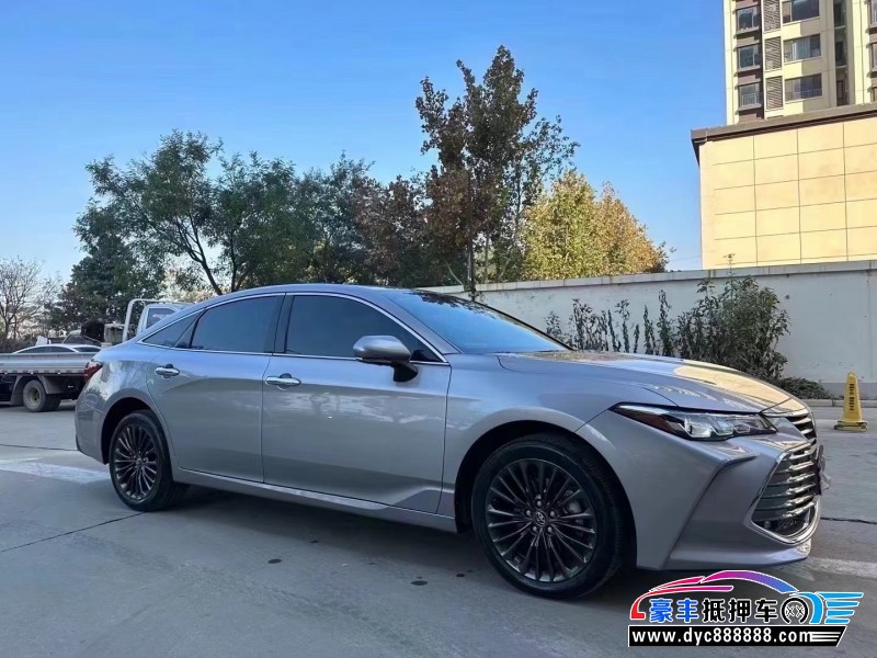 22年丰田亚洲龙轿车抵押车出售