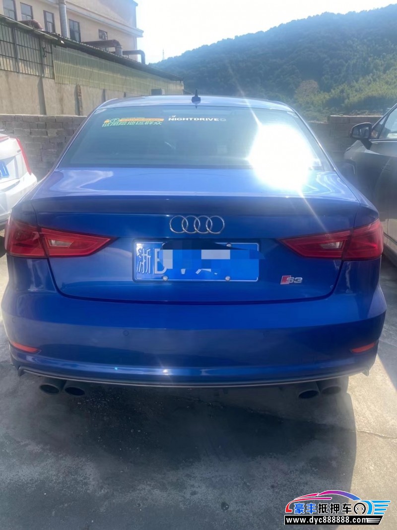 16年奥迪S3轿车抵押车出售