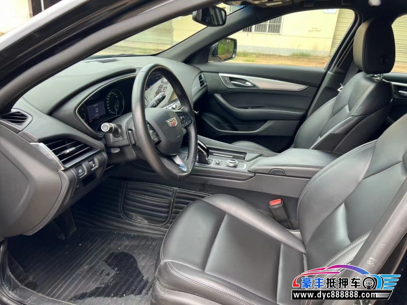 21年凯迪拉克CT5轿车抵押车出售