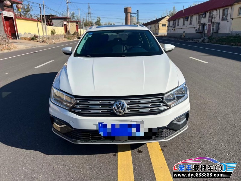 17年大众蔚领轿车抵押车出售