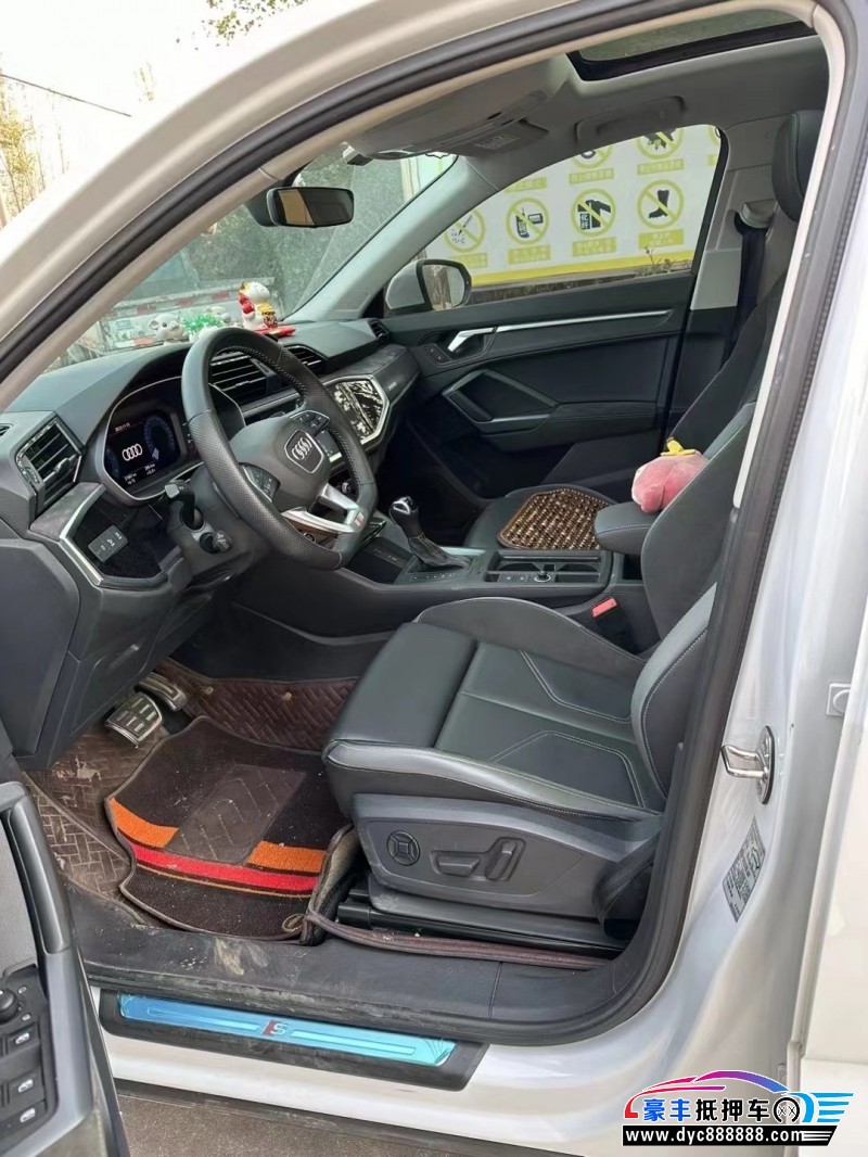 21年奥迪Q3轿车抵押车出售