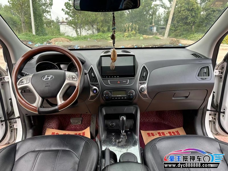 16年现代ix35SUV抵押车出售