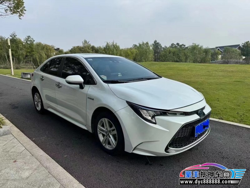 21年丰田雷凌轿车抵押车出售