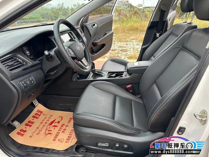 17年现代名图轿车抵押车出售