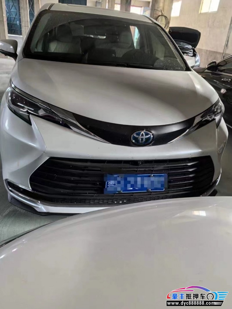 22年丰田塞纳MPV抵押车出售