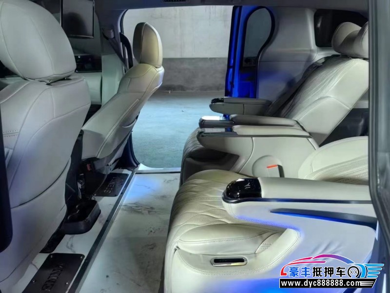 22年丰田塞纳MPV抵押车出售