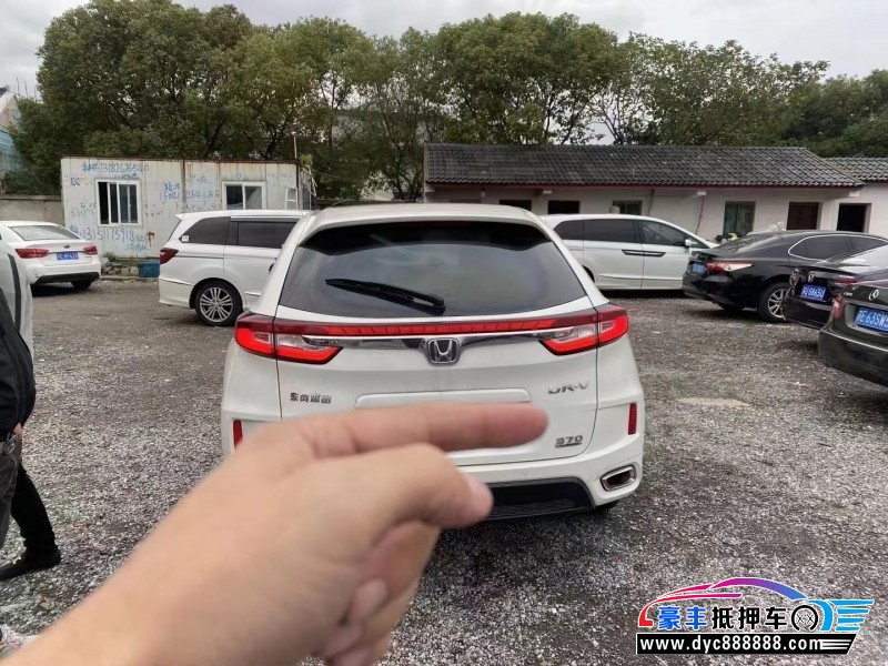 20年本田UR-V轿车抵押车出售