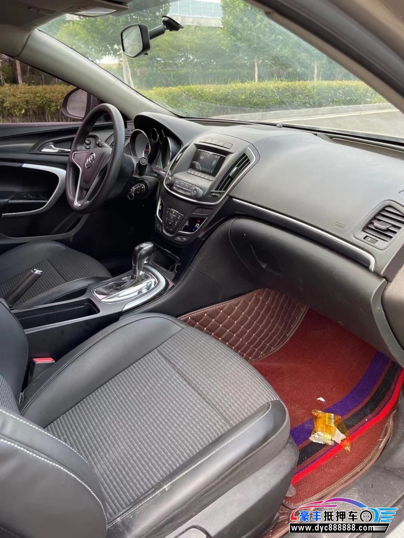 16年别克君威轿车抵押车出售