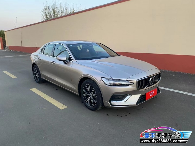 23年沃尔沃S60轿车抵押车出售