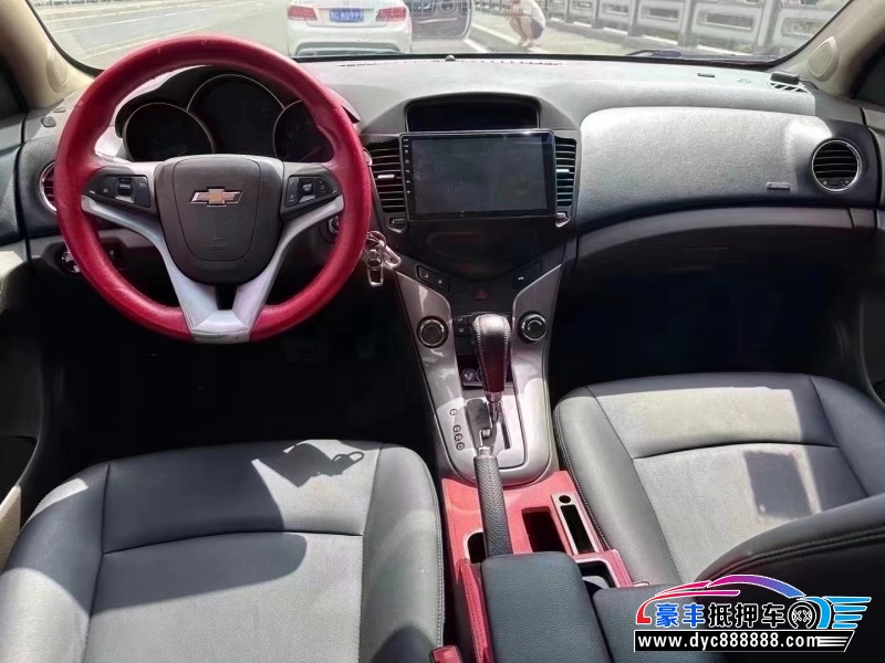 15年雪佛兰科鲁兹轿车抵押车出售