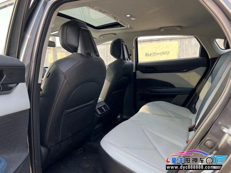 23年长安长安UNI轿车抵押车出售