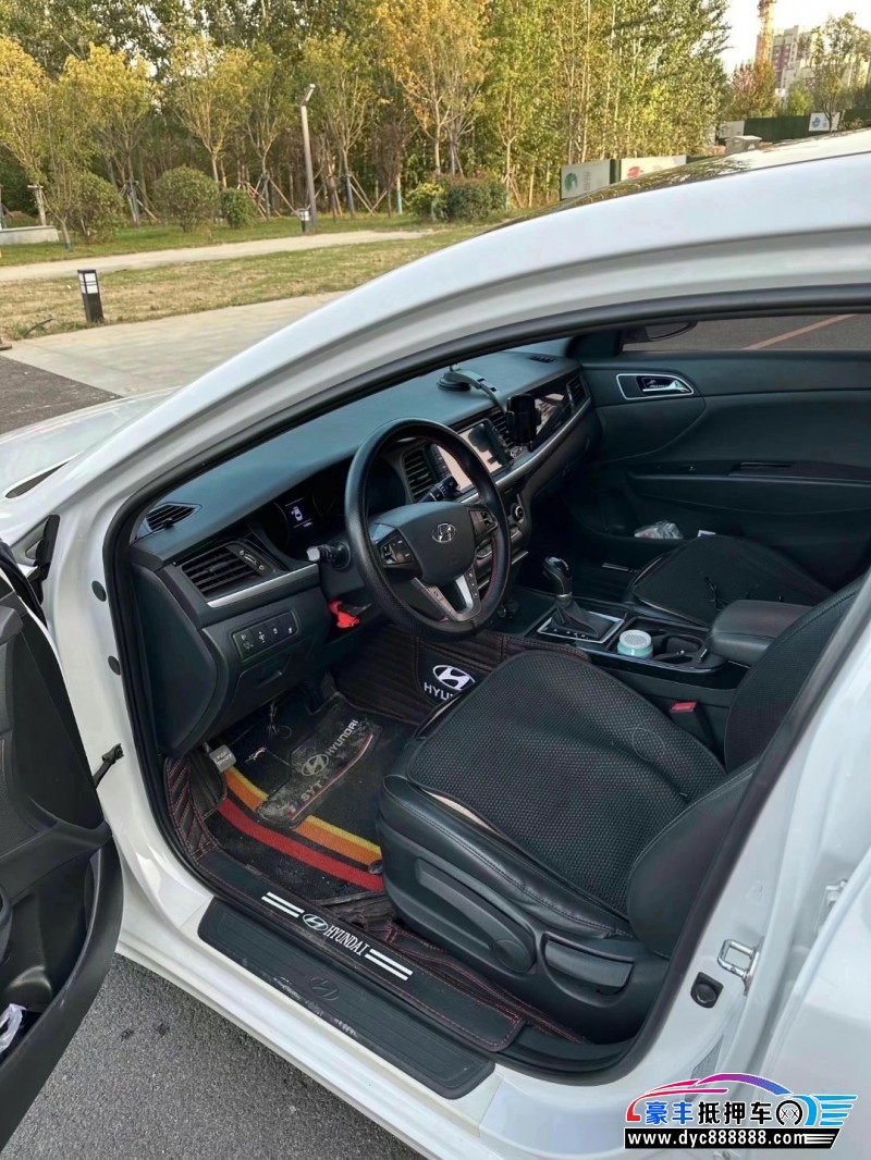 19年现代名图轿车抵押车出售