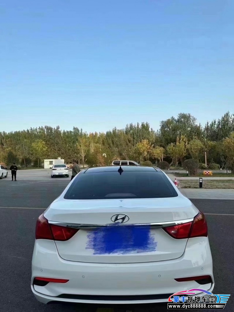 19年现代名图轿车抵押车出售