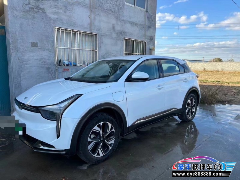 23年哪吒USUV抵押车出售