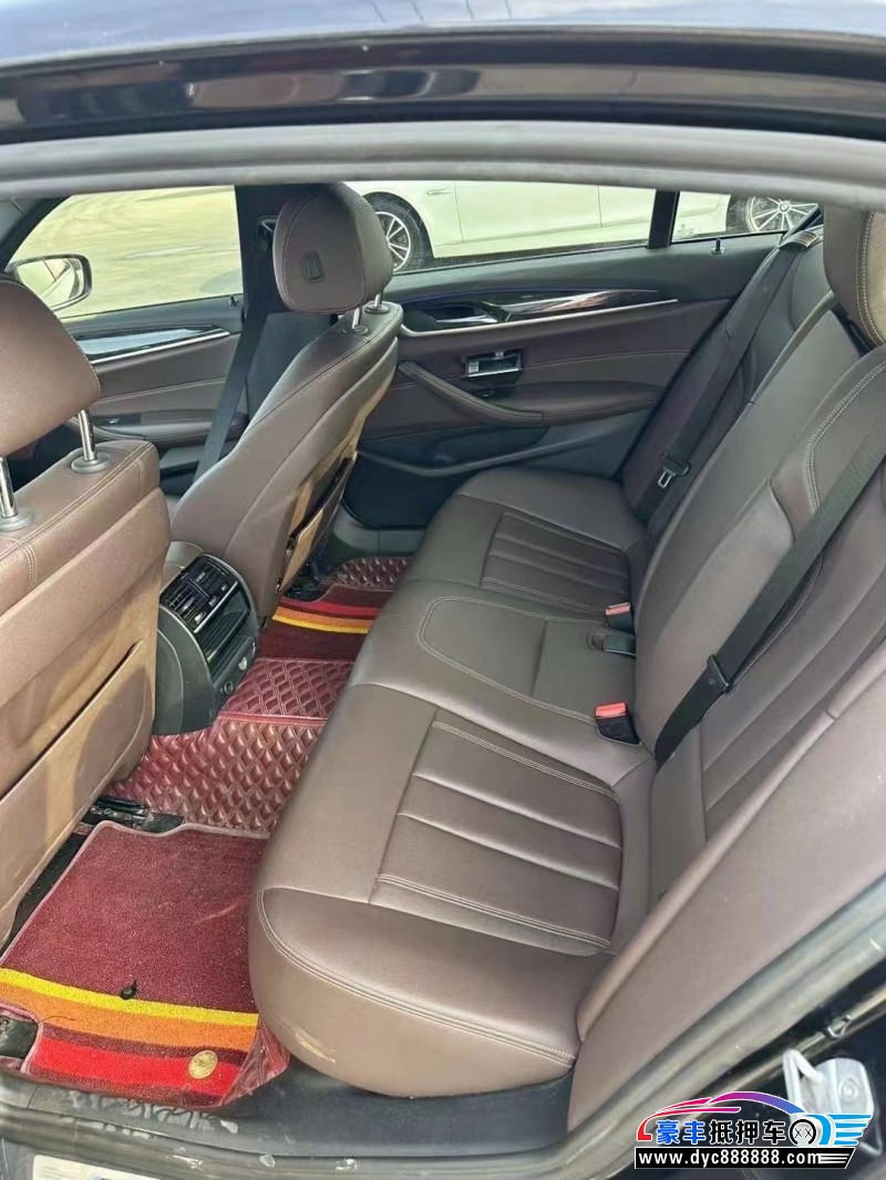 18年宝马5系轿车抵押车出售