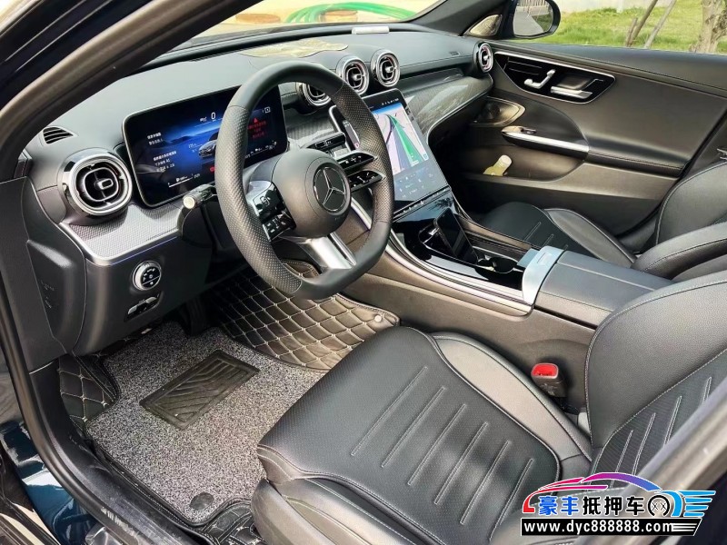 22年奔驰C轿车抵押车出售