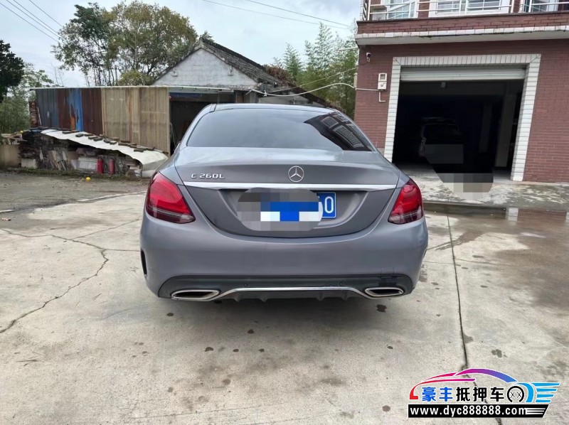 19年奔驰C轿车抵押车出售