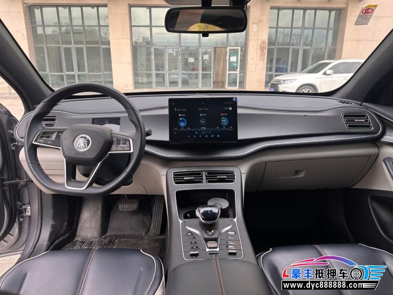 22年比亚迪秦轿车抵押车出售