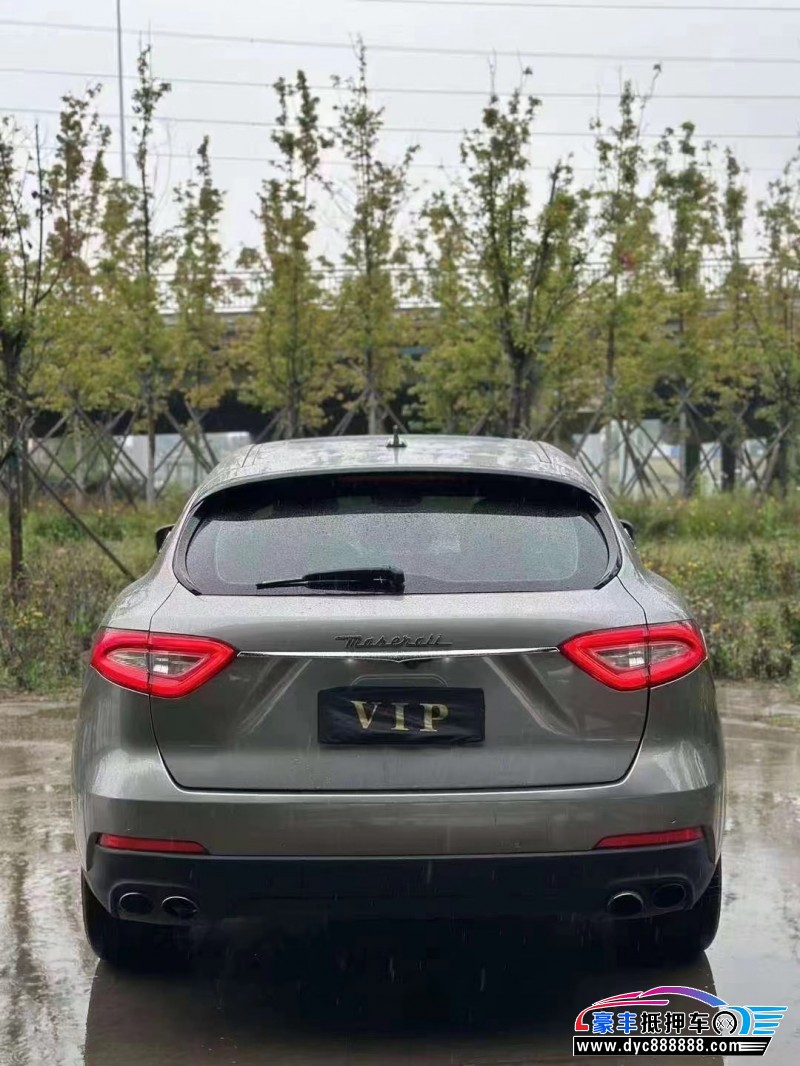 18年玛莎拉蒂莱万特轿车抵押车出售