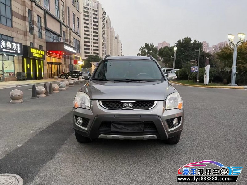 12年起亚狮跑轿车抵押车出售