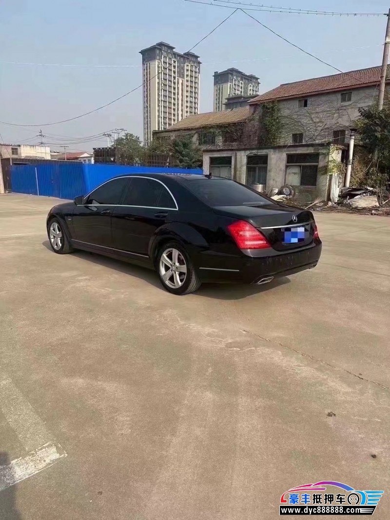12年奔驰S轿车抵押车出售
