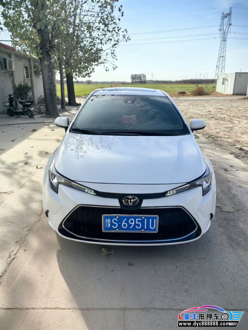 22年丰田雷凌轿车抵押车出售