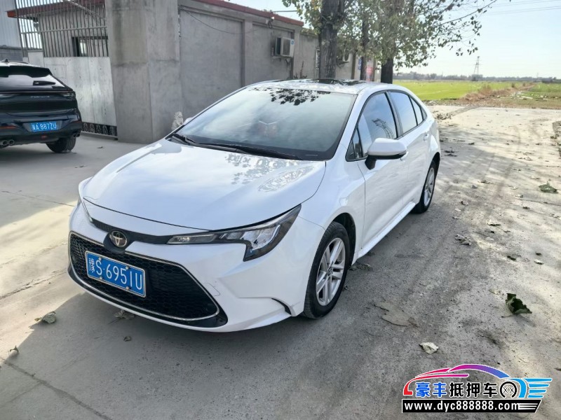 22年丰田雷凌轿车抵押车出售