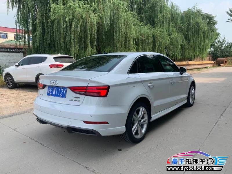 20年奥迪A3轿车抵押车出售