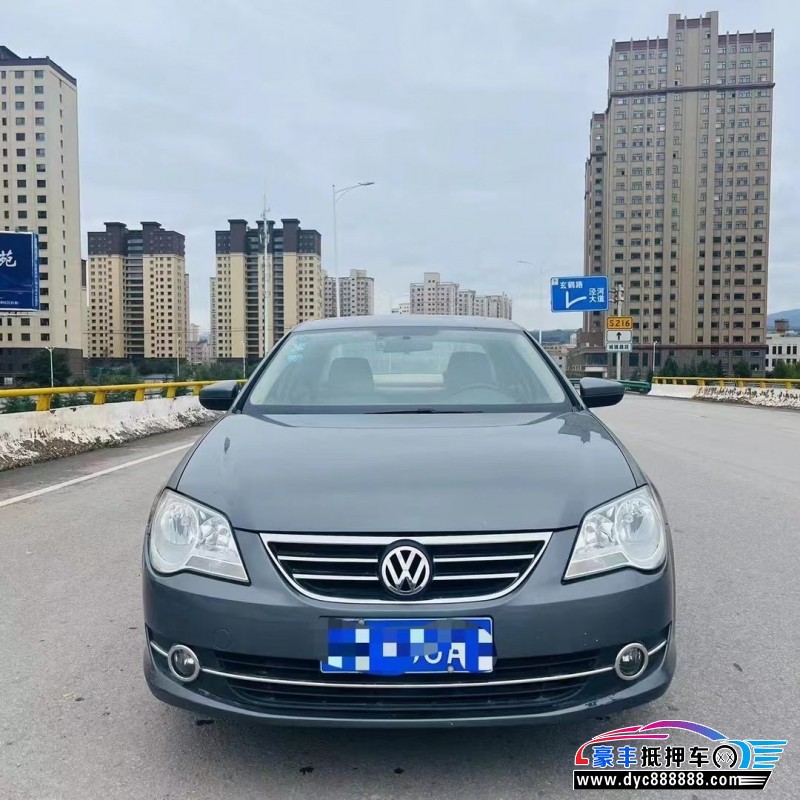 13年大众宝来轿车抵押车出售