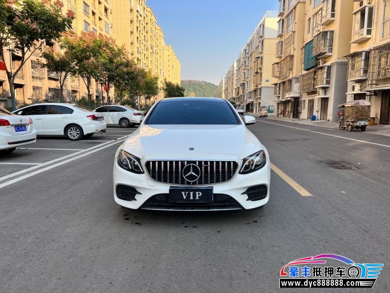 19年奔驰E轿车抵押车出售