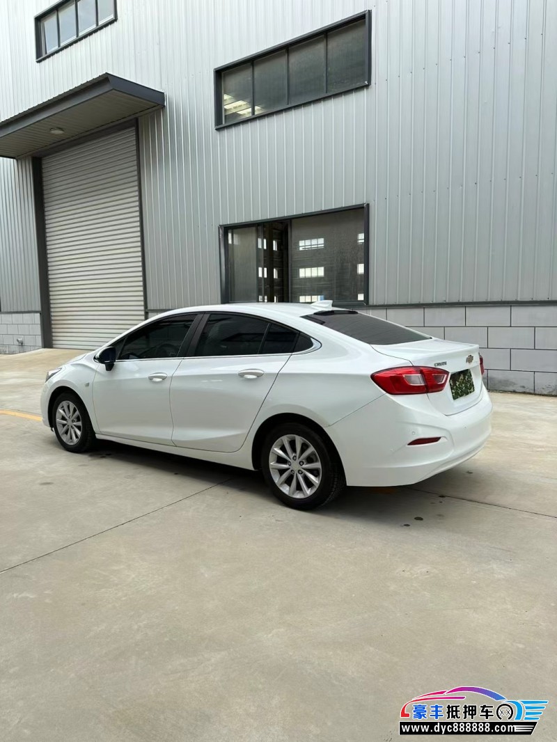 17年雪佛兰科鲁兹轿车抵押车出售