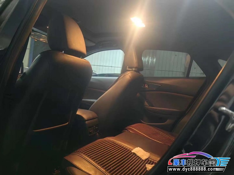 20年马自达CX-4轿车抵押车出售