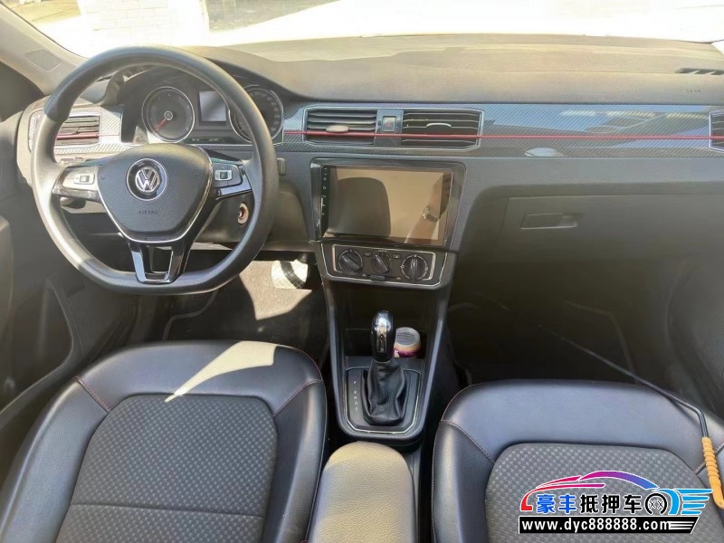 19年大众浩纳轿车抵押车出售