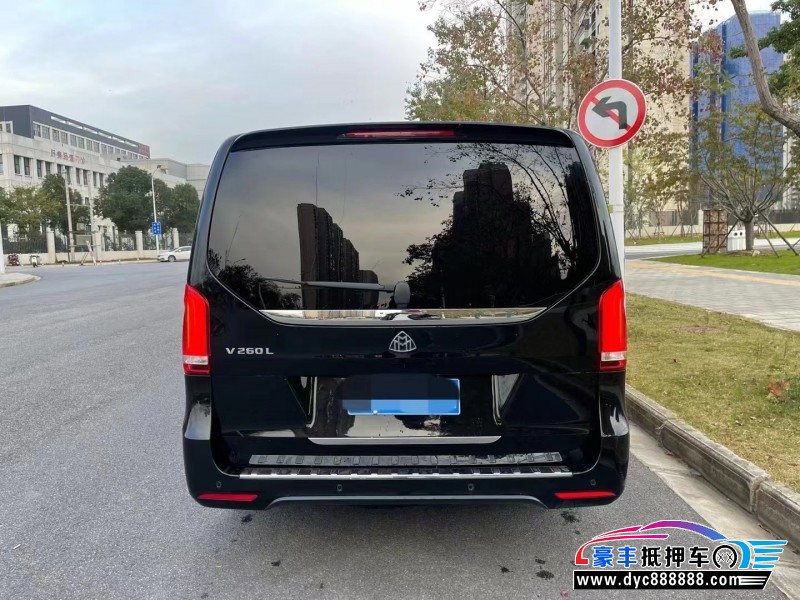 22年奔驰V轿车抵押车出售